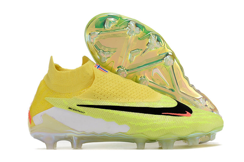 Chuteira Nike Phantom GX Elite FG Campo