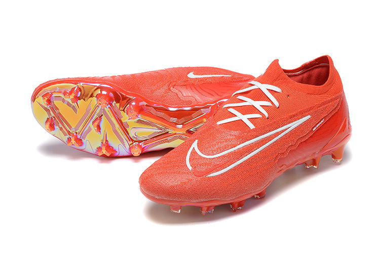 Chuteira Nike Phantom GX Low Elite FG Campo