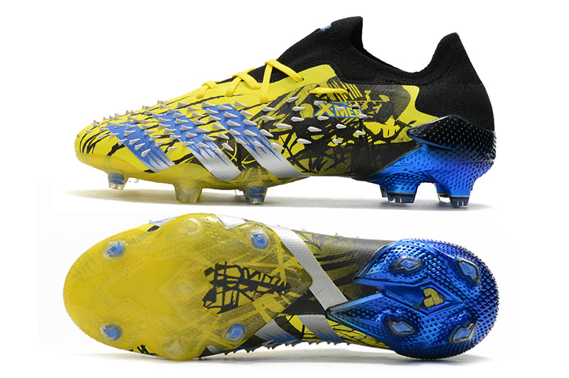 Chuteira Adidas Predator Freak+ Low 1. Campo